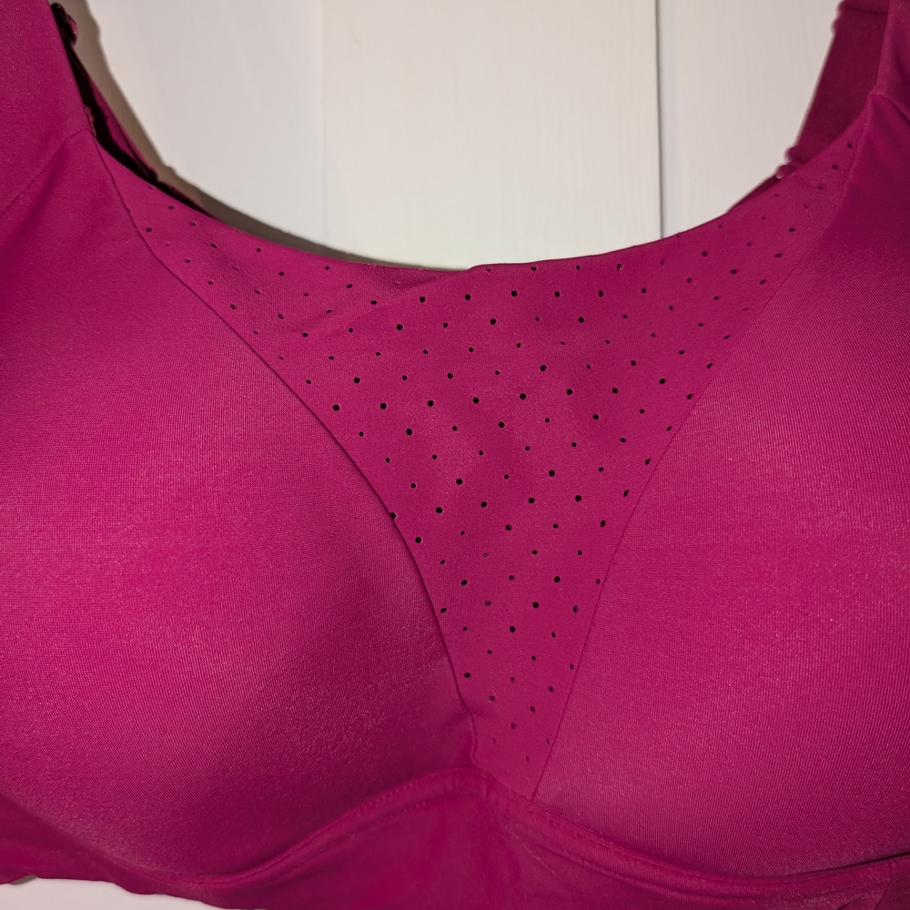 Lululemon Run Times Ripened Raspberry 40C EUC - Picture 6 of 9